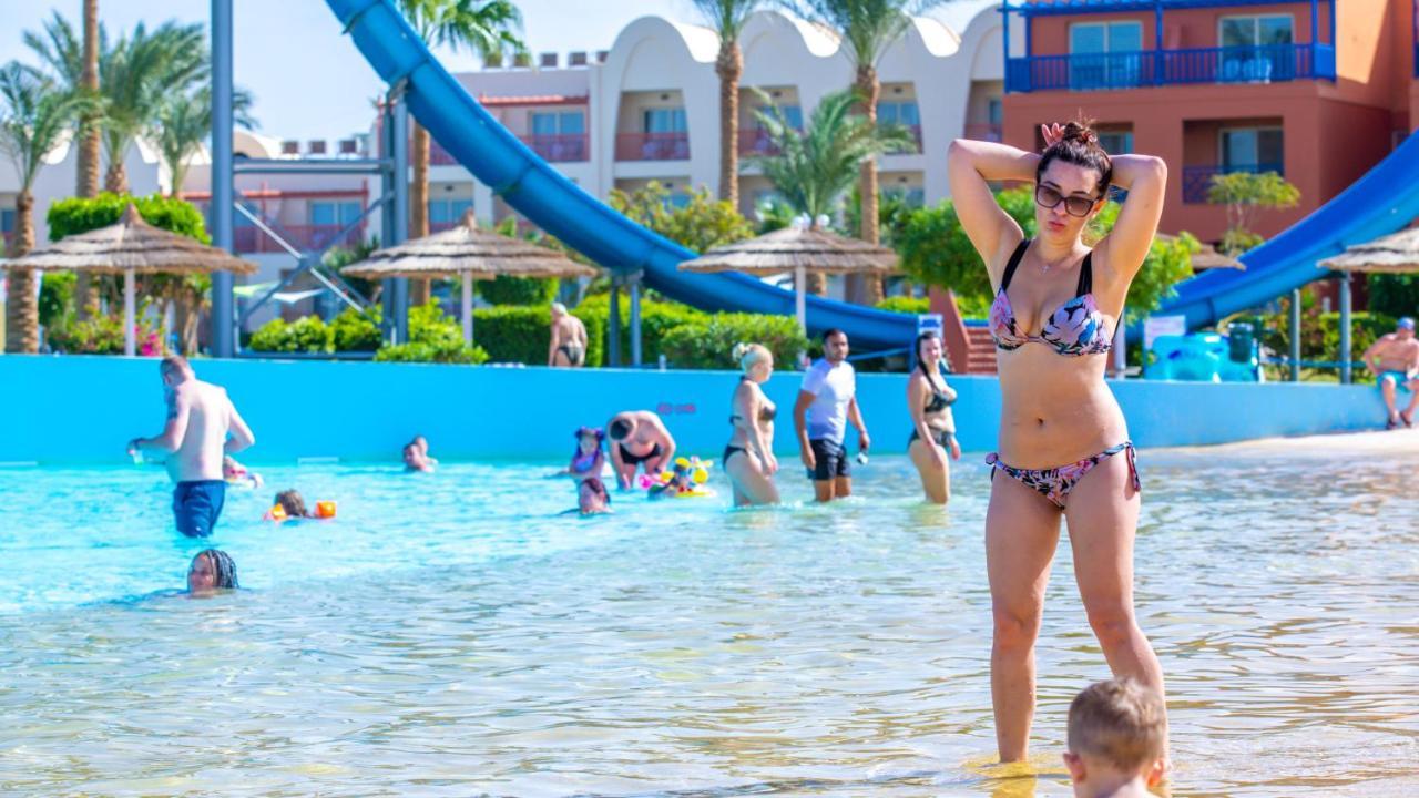Titanic Beach - Families And Couples Only Hurghada Esterno foto Aqua Park