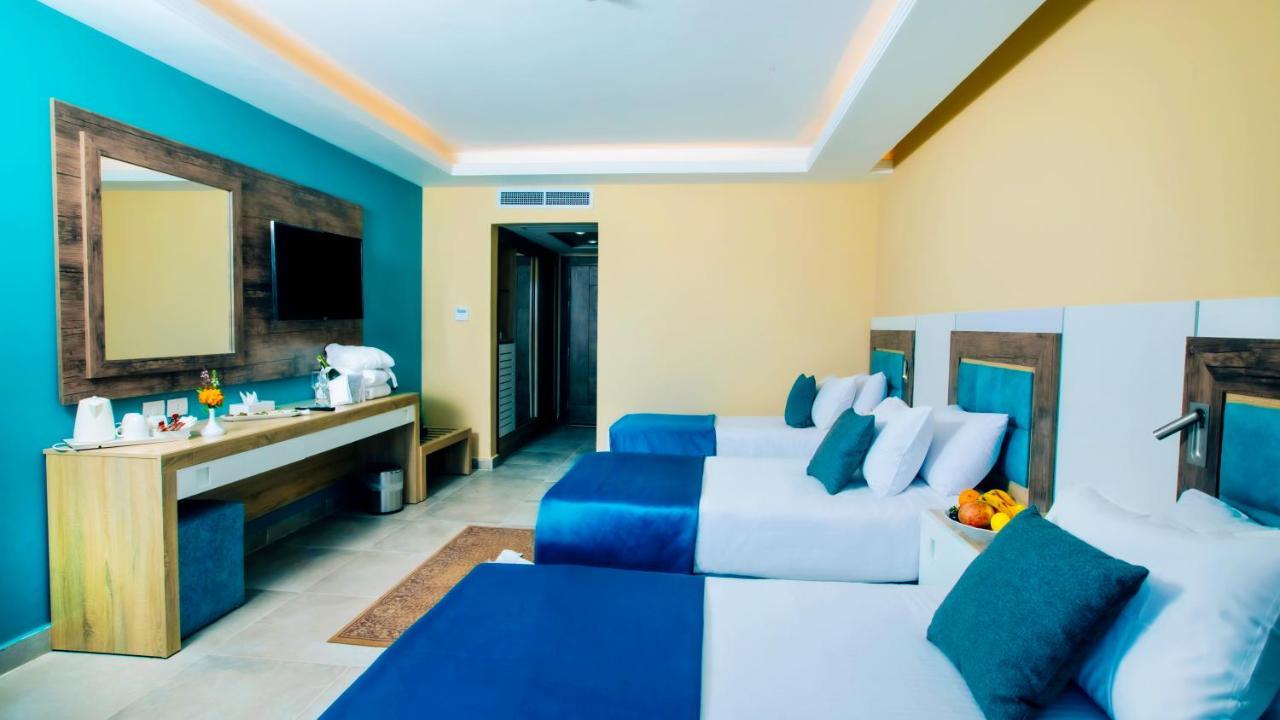 Titanic Beach - Families And Couples Only Hurghada Esterno foto